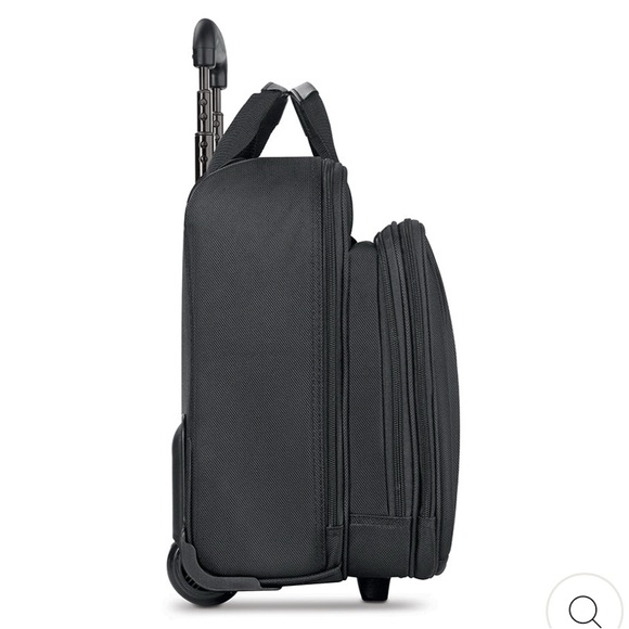 Solo NY Bryant rolling case; never used - Picture 2 of 9